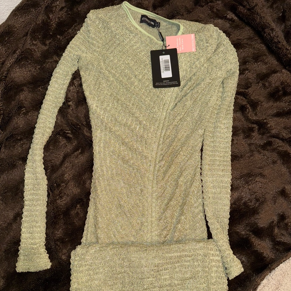 PrettyLittleThing Olive Long Sleeve Dress